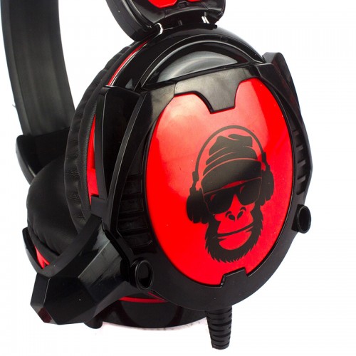 audifono para pc gamer con microfono en ventanilla