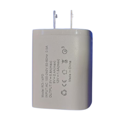 DADO DE CARGADOR REDD RD-14PD 6.8A 80W ENTRADA USB Y TIPO C